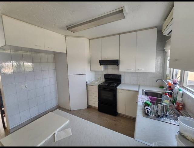 3 BEDROOM TOWNHOUSE FOR SALE IN SOUTH CREST